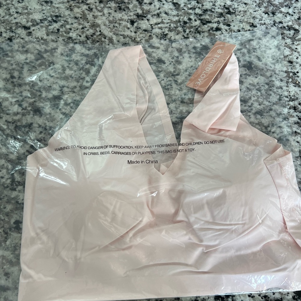 Third Love Smoothing V-neck Wireless Bra